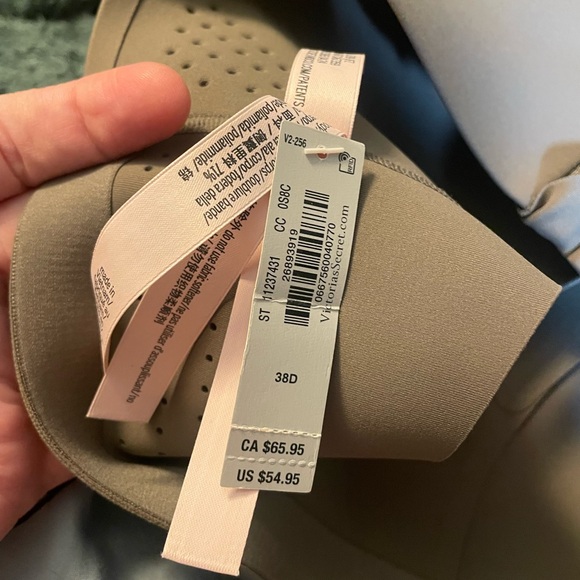 Victoria's Secret Light Gray Zip-Front Sports Bra - Picture 7 of 8